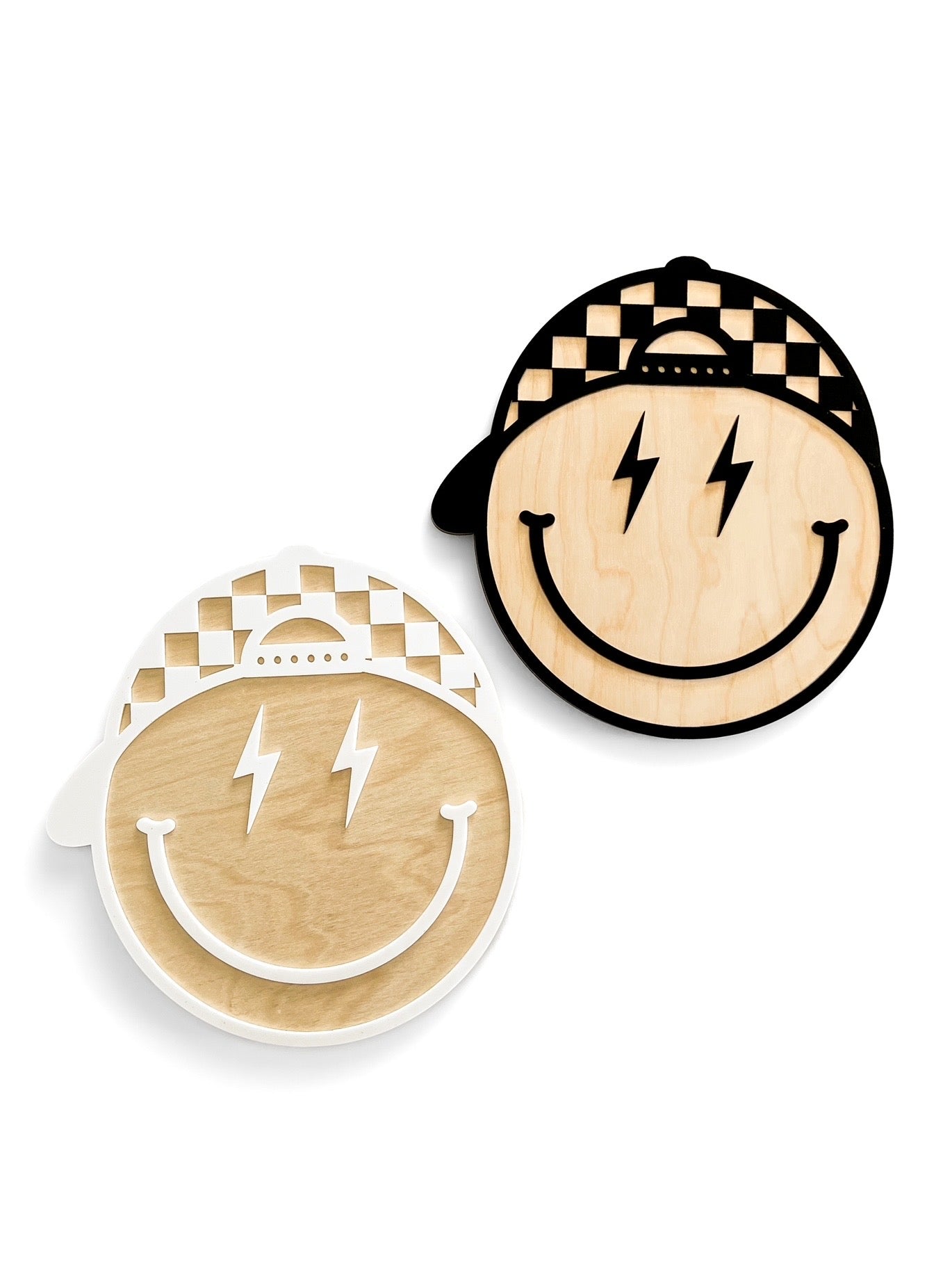 Check Snapback Bolt Smiley